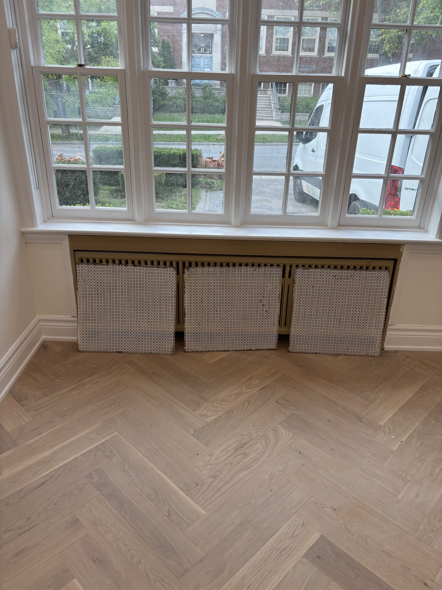 Custom dining room lighting and interior wall finish